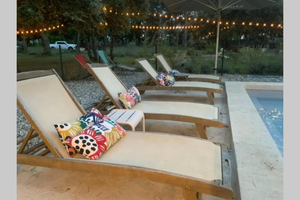 마잔 Gite Dans Les Pins Avec Piscine 빌라 외부 사진