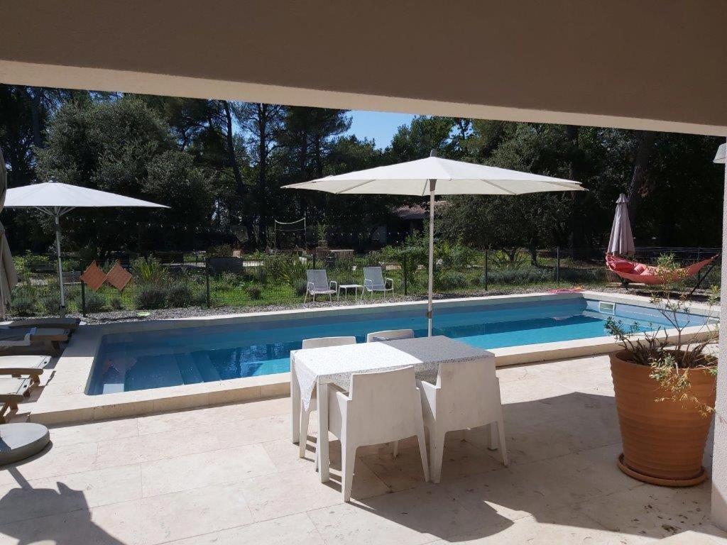 마잔 Gite Dans Les Pins Avec Piscine 빌라 외부 사진