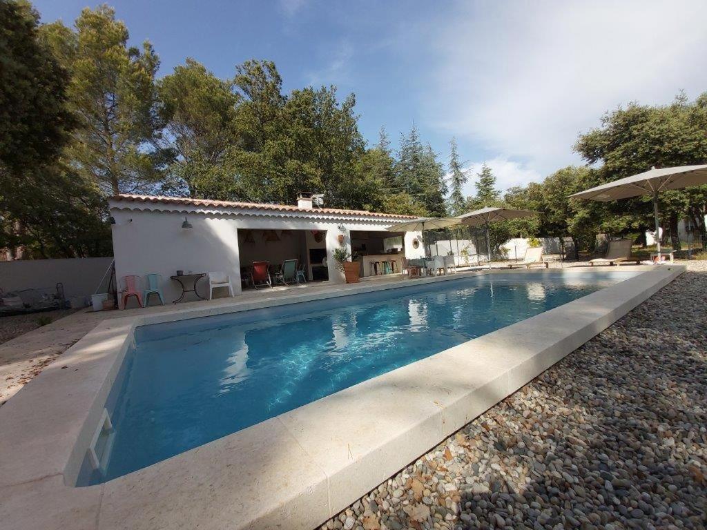마잔 Gite Dans Les Pins Avec Piscine 빌라 외부 사진