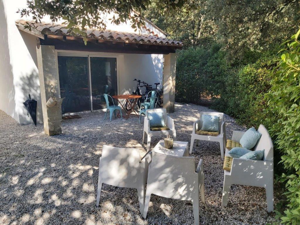 마잔 Gite Dans Les Pins Avec Piscine 빌라 외부 사진